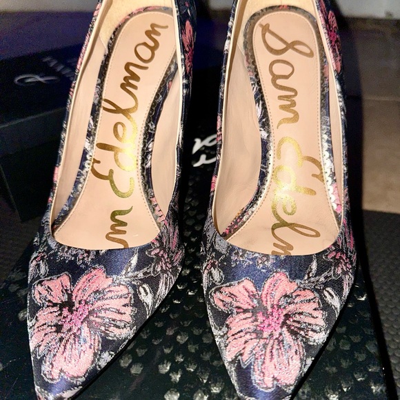 Sam Edelman Hazel Pointed Toe Pumps Floral Navy Size 9 - Picture 4 of 9